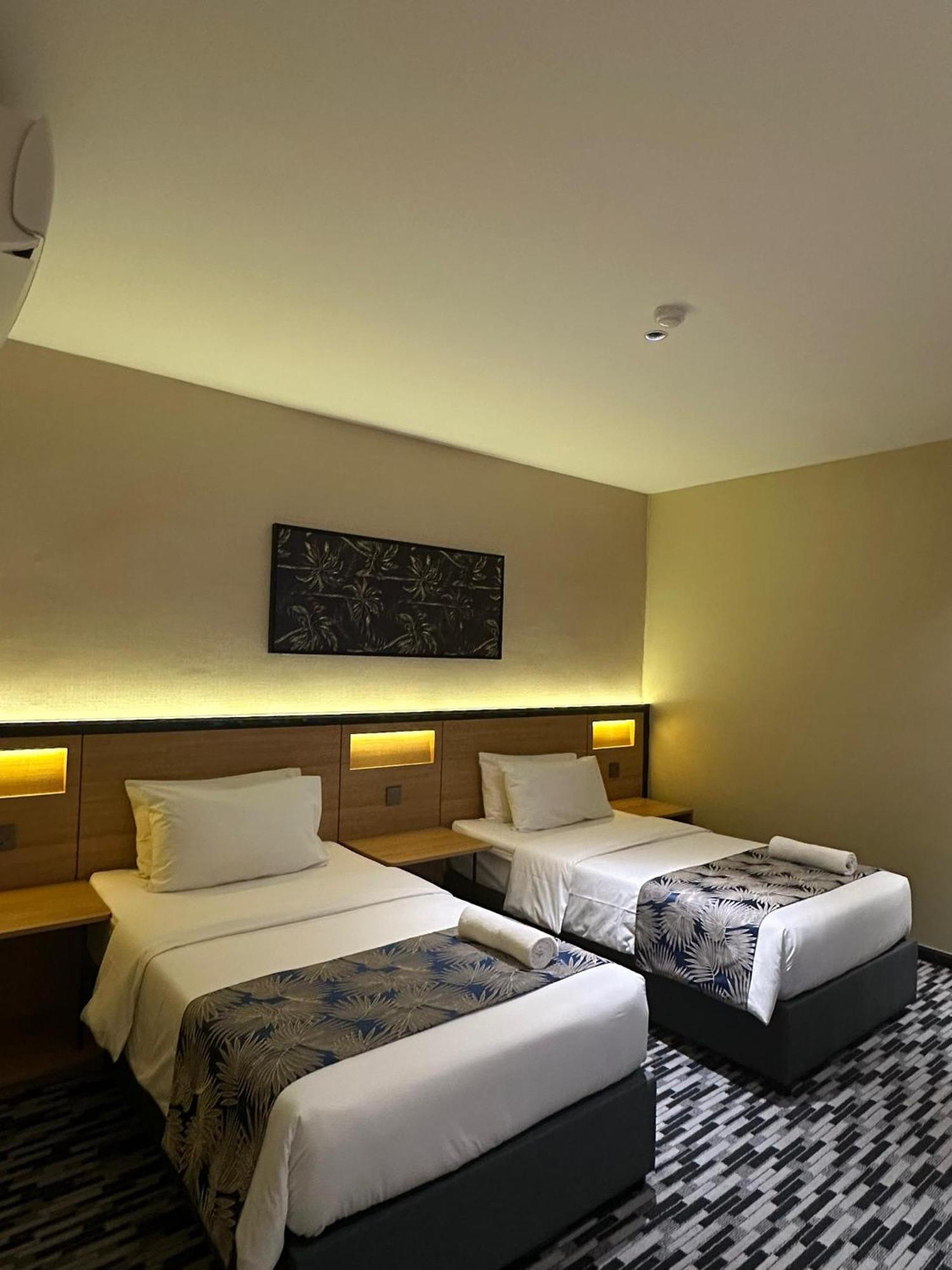 Nb Hotel Τζόχορ Μπάχρου Εξωτερικό φωτογραφία