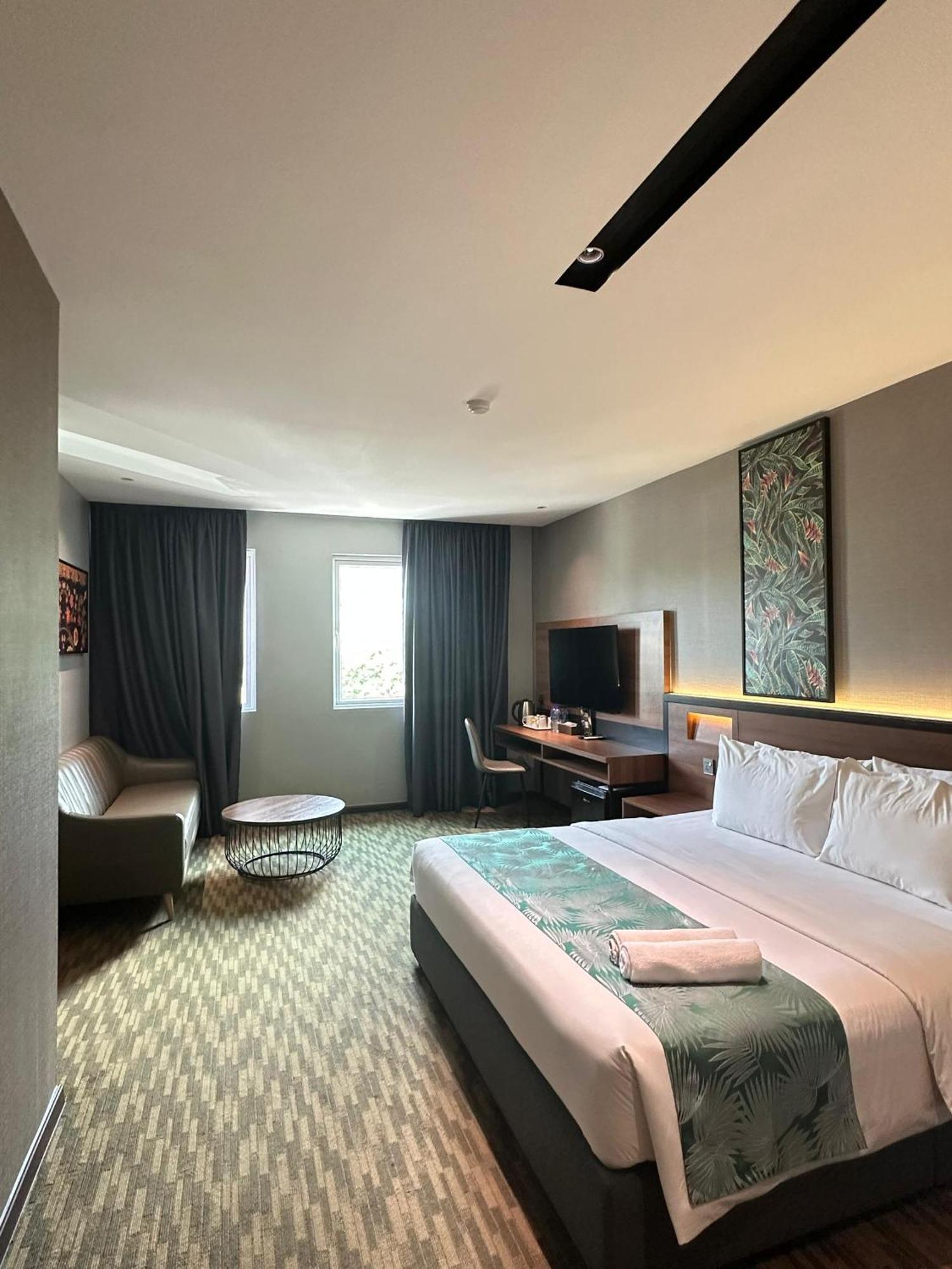 Nb Hotel Τζόχορ Μπάχρου Εξωτερικό φωτογραφία